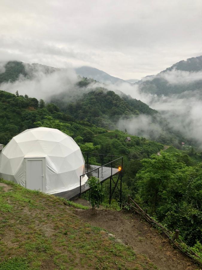 ホテル Mtirala Glamping Chakvistavi エクステリア 写真