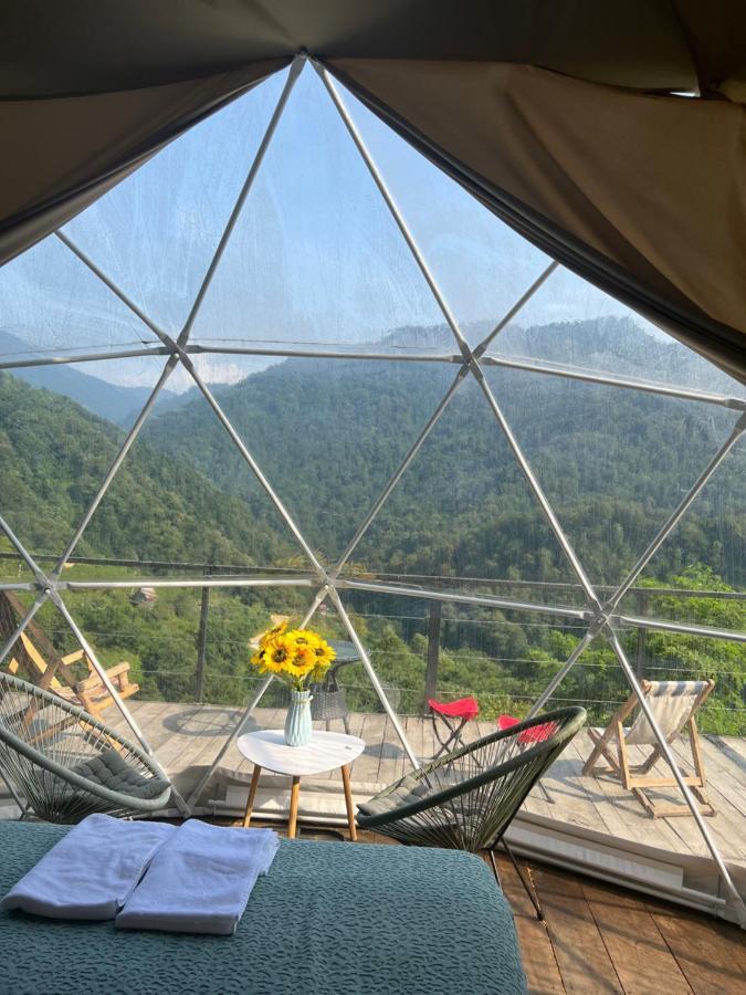 ホテル Mtirala Glamping Chakvistavi エクステリア 写真