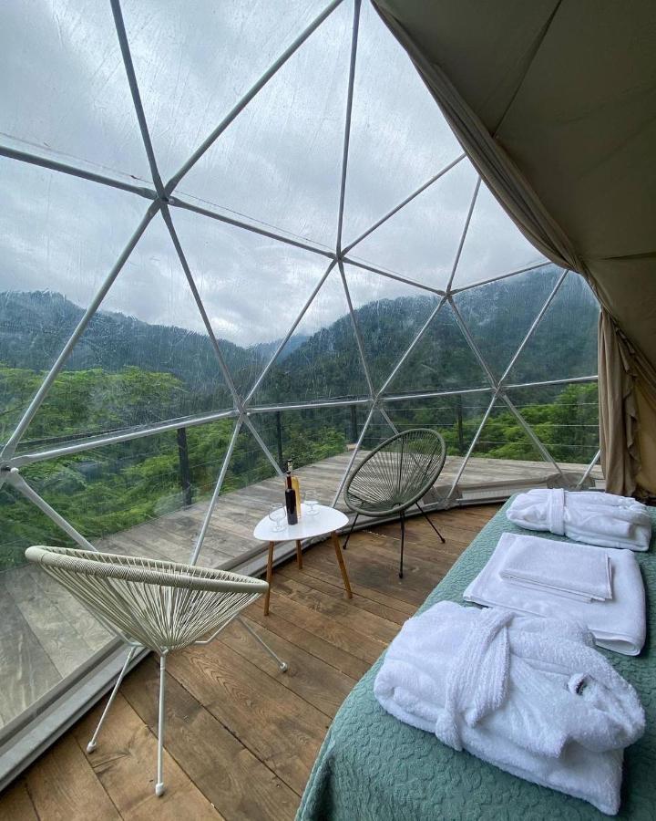 ホテル Mtirala Glamping Chakvistavi エクステリア 写真