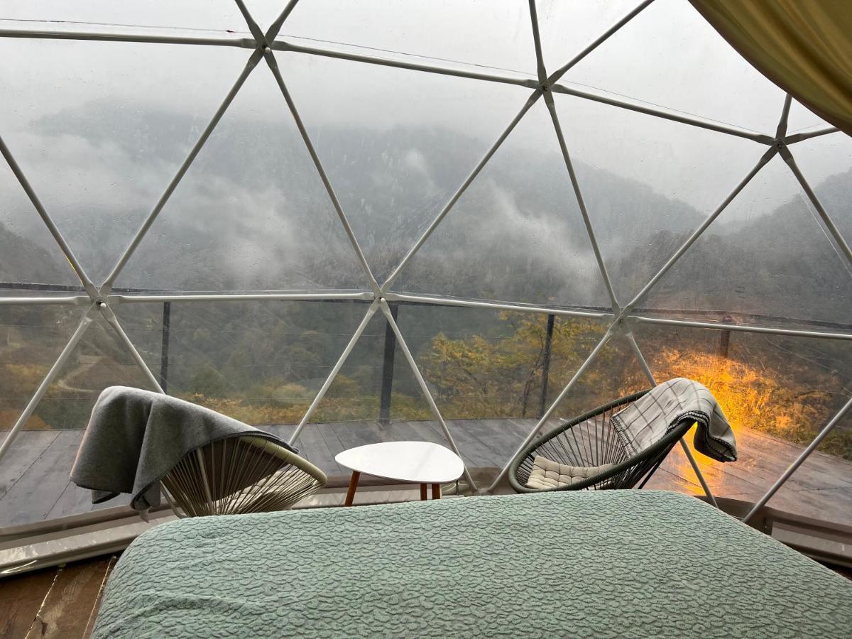 ホテル Mtirala Glamping Chakvistavi エクステリア 写真