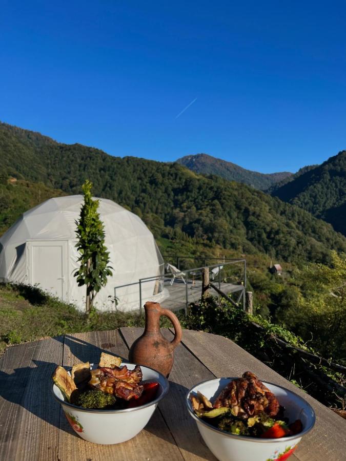 ホテル Mtirala Glamping Chakvistavi エクステリア 写真