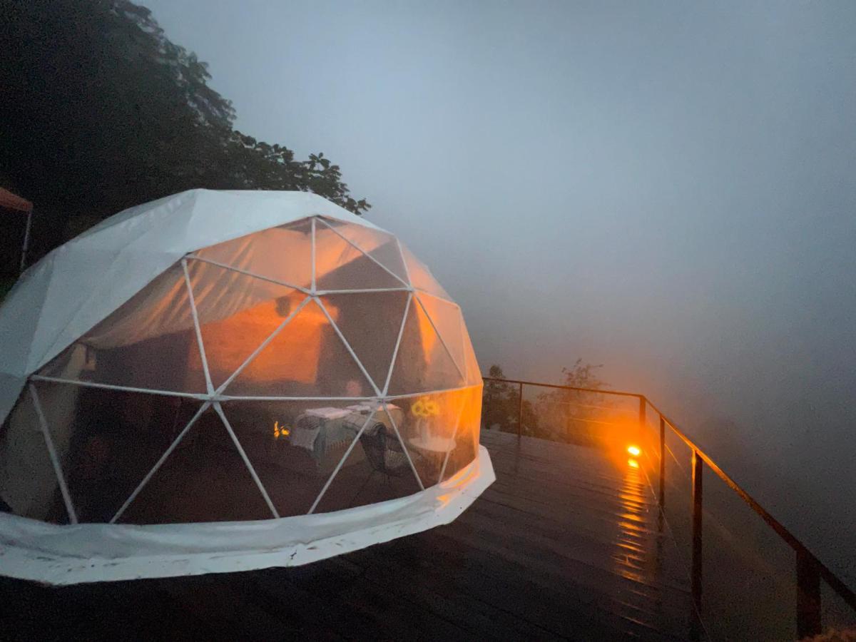 ホテル Mtirala Glamping Chakvistavi エクステリア 写真