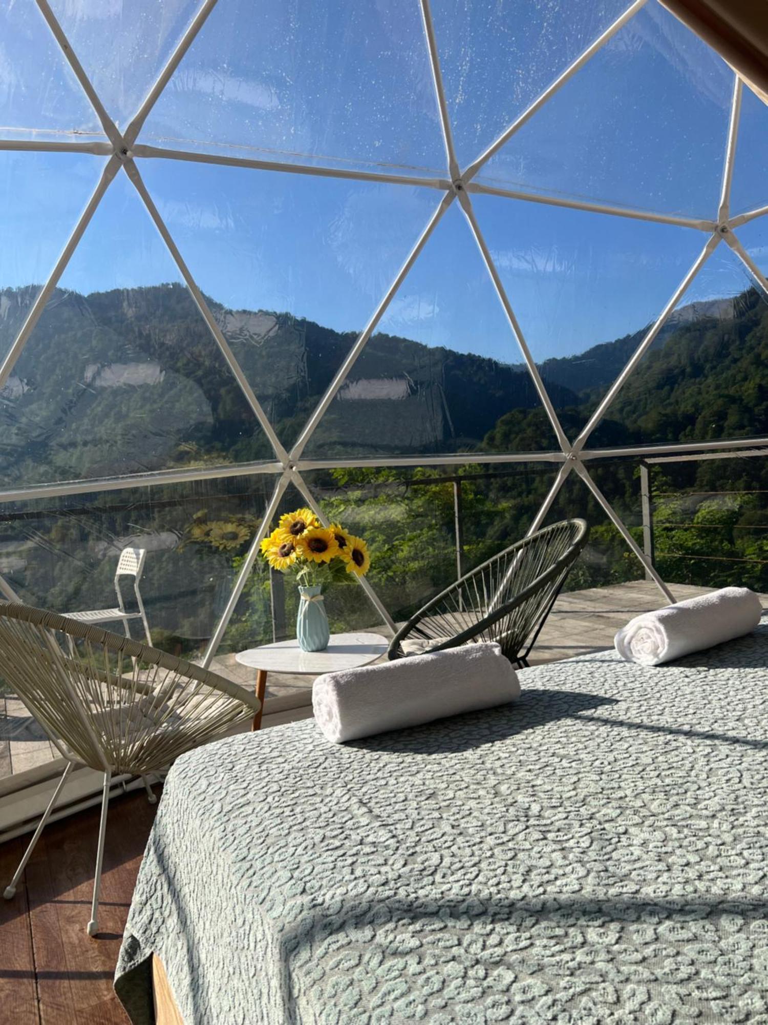 ホテル Mtirala Glamping Chakvistavi エクステリア 写真